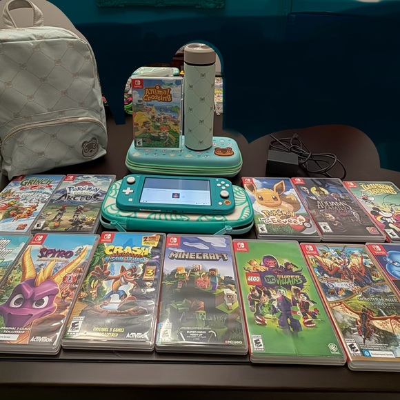 Mint Green Backpack and Nintendo Switch Lite Bundle - Picture 5 of 9